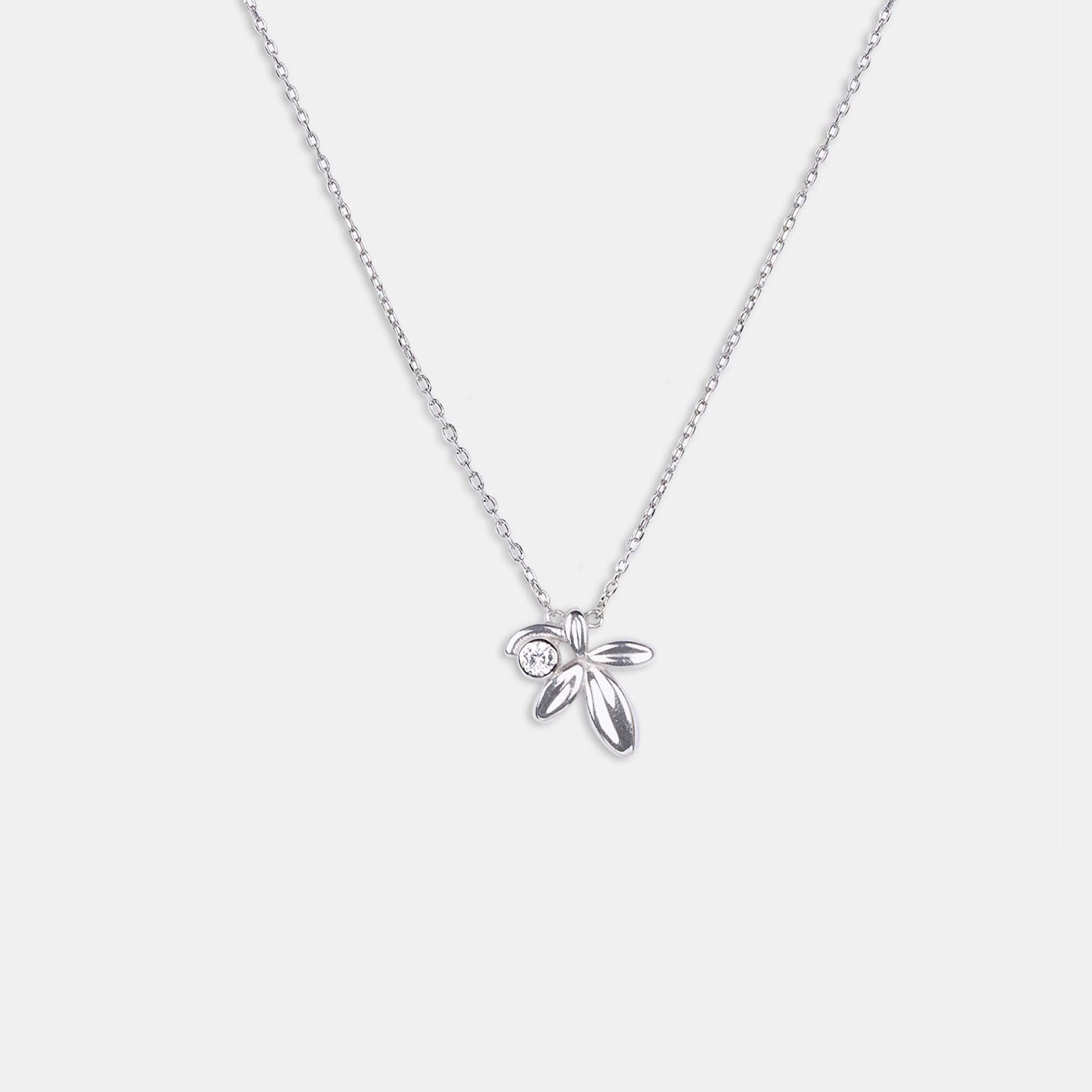 A dainty silver necklace featuring a charming flower pendant. Perfect for adding a touch of elegance to any outfit.A dainty silver necklace featuring a charming flower pendant. Perfect for adding a touch of elegance to any outfit.