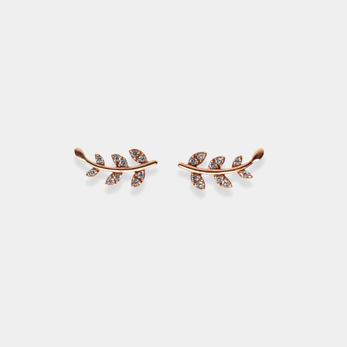 Elevate your style with NaturaLeaf's stunning and sophisticated Elegance Earrings.